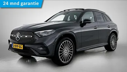 Grijs Occasion 2024 Mercedes GLC300e AMG SUV | € 69.945 (Eerlijke prijs)