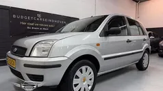 Grijs Gebruikt 2006 Ford Fusion MPV | € 2.095 (Eerlijke prijs)