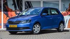 Blauw Gebruikt 2015 Skoda Fabia Hatchback | € 8.450 (Eerlijke prijs)