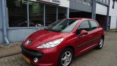 Rood Gebruikt 2008 Peugeot 207 Hatchback | € 2.450 (Eerlijke prijs)