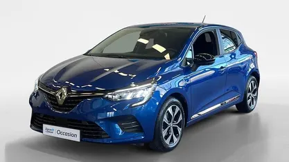 Gebruikt 2023 Renault Clio V Evolution Hatchback | € 16.440 (Eerlijke prijs)
