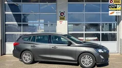 Grijs Gebruikt 2019 Ford Focus Vignale Stationwagen | € 12.750 (Eerlijke prijs)