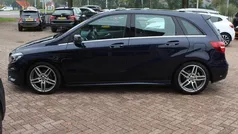 Blauw Gebruikt 2018 Mercedes B180 Business MPV | € 19.550 (Goede deal)