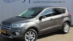 Grijs Gebruikt 2018 Ford Kuga Titanium SUV | € 19.950 (Eerlijke prijs)