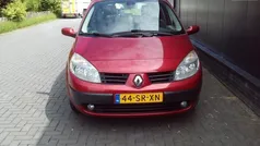 Gebruikt 2006 Renault Scénic II Dynamique MPV | € 2.500 (Eerlijke prijs)