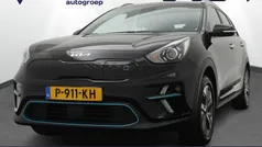 Zwart, metallic lak Gebruikt 2022 Kia e-Niro 2 SUV | € 27.450 (Goede deal)