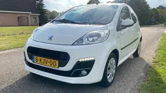 Wit Gebruikt 2013 Peugeot 107 Active Hatchback | € 3.199 (Eerlijke prijs)