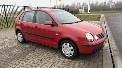 Occasion VW Polo Highline 75 PK (55 kW) 2002 Rood Hatchback