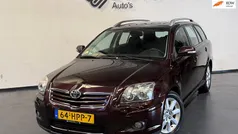 Rood Gebruikt 2009 Toyota Avensis Business Edition Stationwagen | € 3.495 (Goede deal)