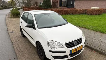 Wit Gebruikt 2006 VW Polo Trendline Hatchback | € 1.750 (Goede deal)