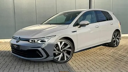 Gebruikt 2022 VW Golf VIII R-line Hatchback | € 27.940 (Goede deal)