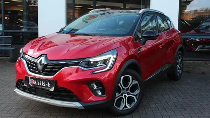 Rood Occasion 2020 Renault Captur Intens SUV | € 21.745 (Eerlijke prijs)