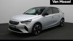 Grijs Gebruikt 2022 Opel Corsa-e Elegance Hatchback | € 17.400 (Eerlijke prijs)