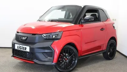 Nieuw Ligier JS50 11 kW (16 PK) 2025 Rood Hatchback