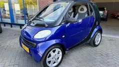 Zwart Gebruikt 2001 Smart ForTwo Coupé Pure Coupé | € 1.350 (Eerlijke prijs)