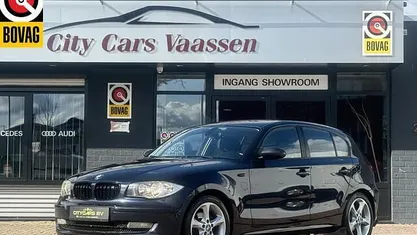 Occasion BMW 116 Lifestyle 122 PK (89 kW) 2009 Blauw Hatchback