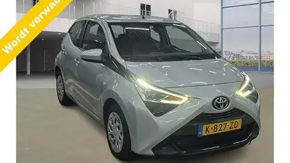 Occasion Toyota Aygo X-play 74 PK (54 kW) 2021 Hatchback