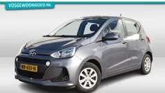 Grijs Gebruikt 2017 Hyundai i10 GO! Hatchback | € 9.895 (Eerlijke prijs)