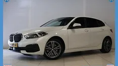 Wit Gebruikt 2023 BMW 118 Hatchback | € 26.750 (Eerlijke prijs)
