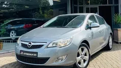 Grijs Gebruikt 2011 Opel Astra Edition Hatchback | € 5.299 (Eerlijke prijs)