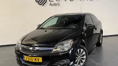 Zwart Gebruikt 2010 Opel Astra GTC Color Edition Hatchback | € 2.950 (Goede deal)