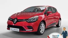 Rood Gebruikt 2018 Renault Clio IV Zen Hatchback | € 10.240 (Eerlijke prijs)