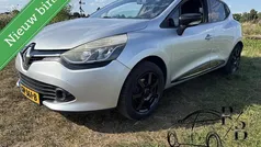 Grijs Gebruikt 2015 Renault Clio IV Expression Hatchback | € 3.999 (Goede deal)