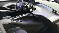 Peugeot e-5008