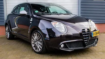 Zwart Gebruikt 2010 Alfa Romeo MiTo Quadrifoglio Verde Hatchback | € 5.499 (Eerlijke prijs)