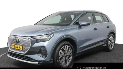Occasion Audi Q4 e-tron Basis 11 kW (15 PK) 2022 Blauw SUV