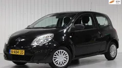 Zwart Gebruikt 2010 Renault Twingo Hatchback | € 1.750 (Goede deal)