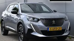 Grijs Gebruikt 2023 Peugeot 2008 Allure SUV | € 23.495 (Eerlijke prijs)