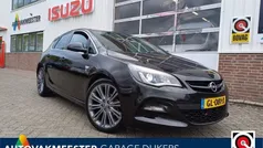 Zwart Gebruikt 2015 Opel Astra Sport Hatchback | € 7.945 (Eerlijke prijs)