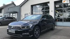 Zwart Gebruikt 2019 VW Passat Highline Stationwagen | € 19.250 (Eerlijke prijs)