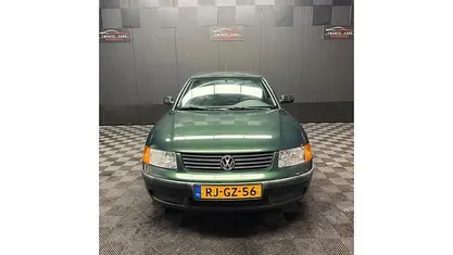 Occasion 1997 VW Passat Trendline Sedan | € 1.450 (Eerlijke prijs)