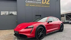 Rood Gebruikt 2022 Porsche Taycan Stationwagen | € 71.599 (Eerlijke prijs)
