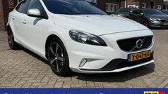 Wit Gebruikt 2016 Volvo V40 R-Design Stationwagen | € 12.950 (Goede deal)