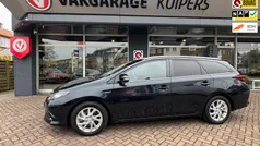 Zwart Gebruikt 2016 Toyota Auris Hybrid Stationwagen | € 15.950 (Eerlijke prijs)