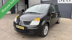 Zwart Gebruikt 2006 Renault Modus MPV | € 1.950 (Eerlijke prijs)