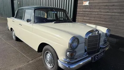 Occasion Mercedes 200 55 PK (40 kW) 1967 Sedan