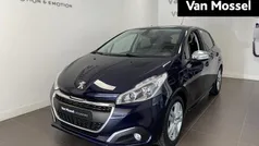 Gebruikt 2019 Peugeot 208 Signature Sky Hatchback | € 12.440 (Eerlijke prijs)