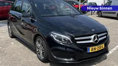 Zwart Gebruikt 2017 Mercedes B180 Business MPV | € 19.985 (Eerlijke prijs)