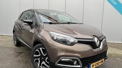 Bruin Gebruikt 2013 Renault Captur Dynamique SUV | € 7.994 (Eerlijke prijs)