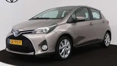 Gebruikt 2015 Toyota Yaris Hybrid Hatchback | € 14.445 (Eerlijke prijs)