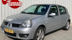 Gebruikt 2007 Renault Clio R.S. Campus Hatchback | € 1.945 (Eerlijke prijs)