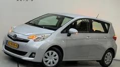 Gebruikt 2011 Toyota Verso-S MPV | € 9.850 (Eerlijke prijs)