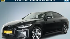 Zwart Gebruikt 2022 BMW i4 Comfort Edition Sedan | € 39.900 (Goede deal)