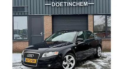 Zwart Gebruikt 2006 Audi A4 Business Sedan | € 2.250 (Eerlijke prijs)