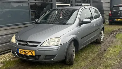 Occasion Opel Corsa Enjoy 75 PK (55 kW) 2004 Hatchback