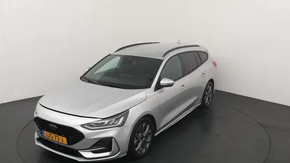 Grijs Occasion 2025 Ford Focus ST-Line Stationwagen | € 19.950 (Super prijs)